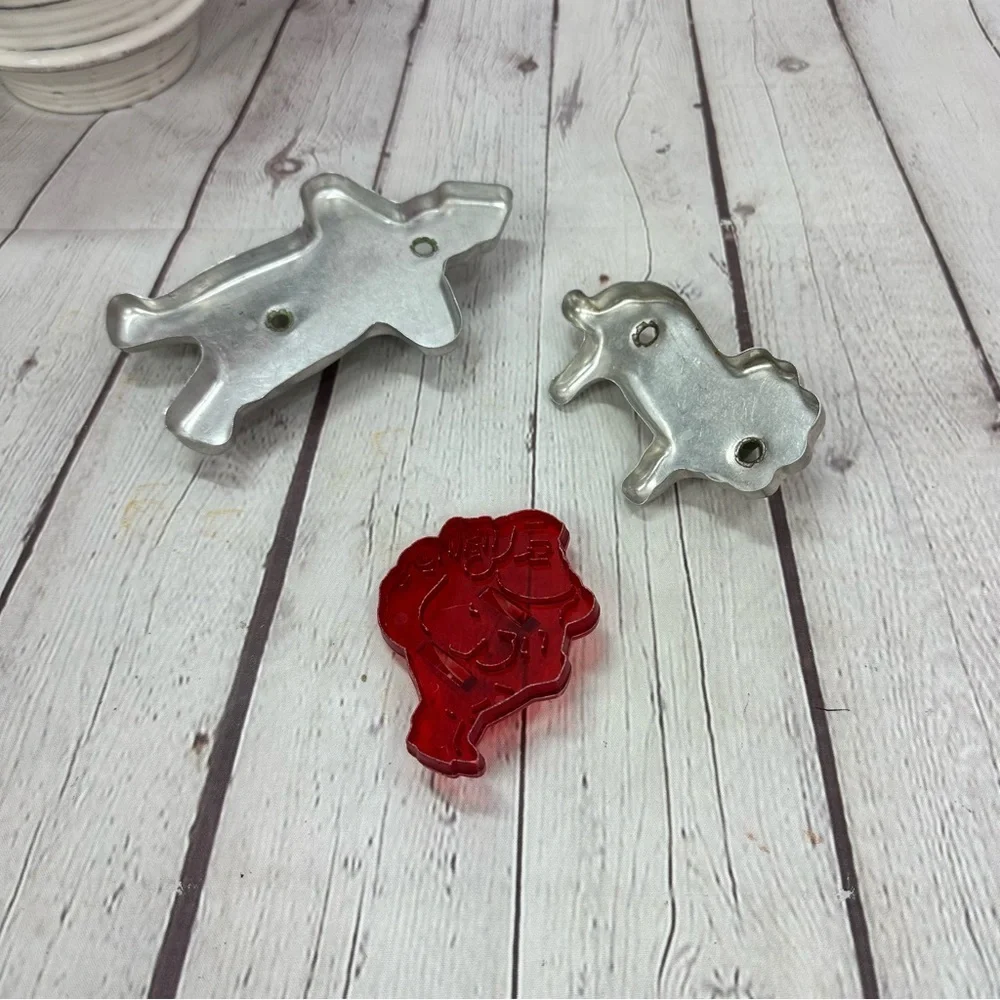 vtg cookie cutters various santa gingerbread man lion